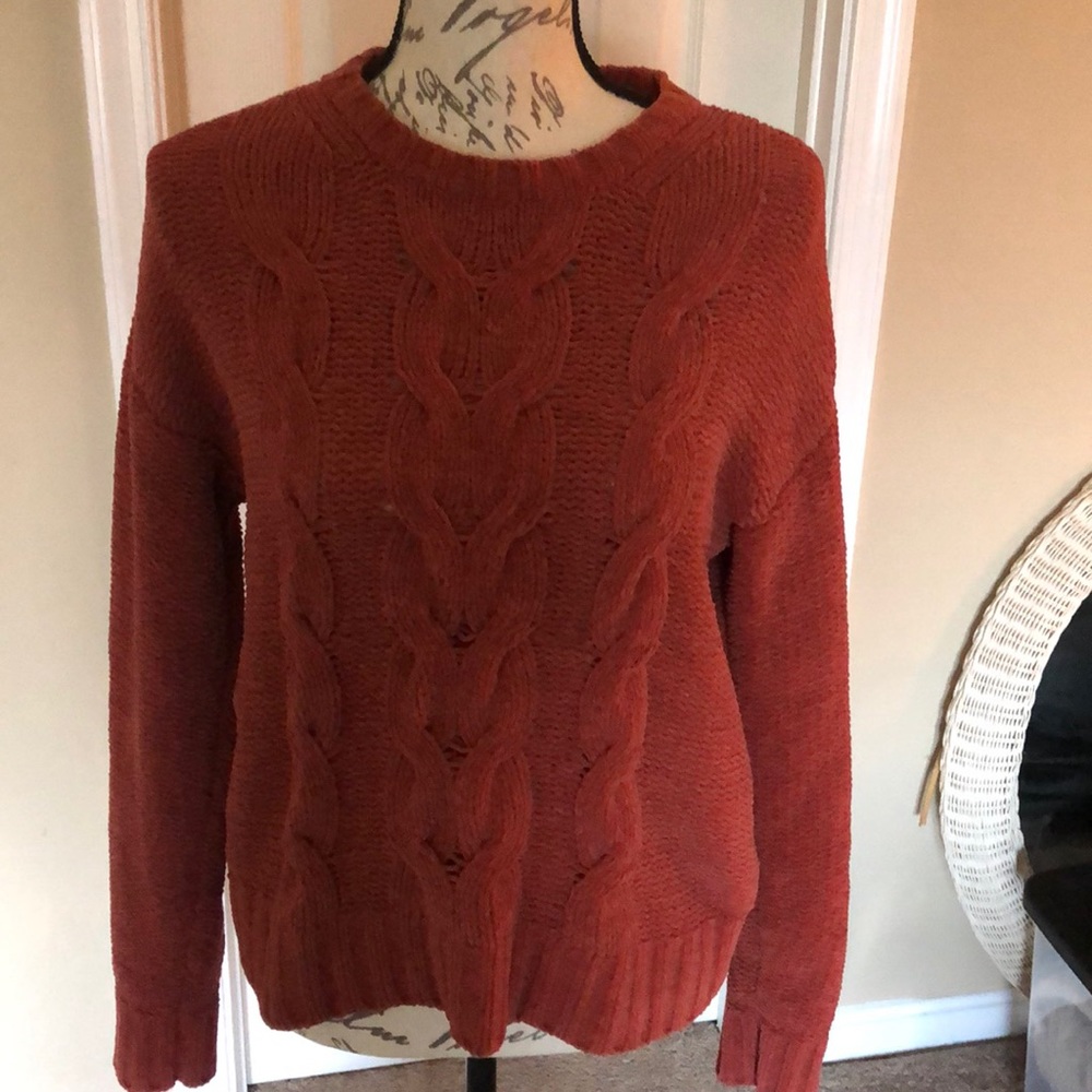Cable knit Sweater
